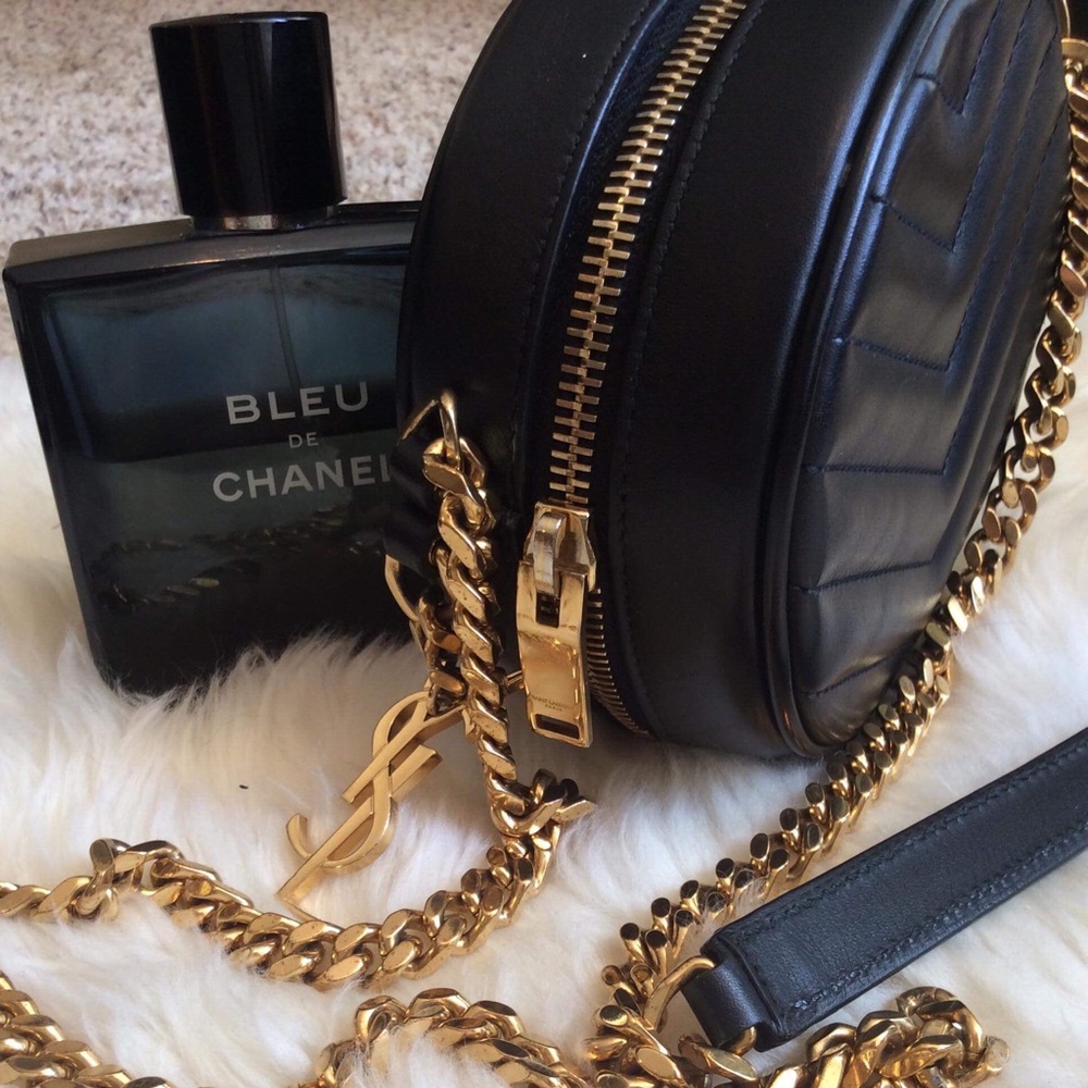 Yves Saint Laurent small bubble bag